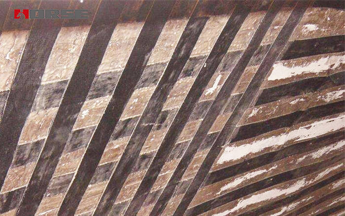 تقوية البلاطة باستخدام غلاف بوليمري مقوى بالألياف