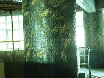 تعزيز العمود الخرساني في موقف السيارات