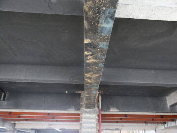 تقوية عوارض الخرسانة المسلحة باستخدام غلاف FRP