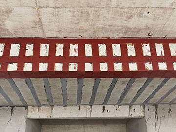 تطبيق طريقة التسليح بالفولاذ الملتصق في تسليح هياكل السكك الحديدية